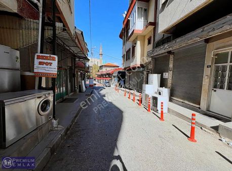 Premıum'dan Fakıpaşa Mah.de Satılık 2+1 Sobalı Daire