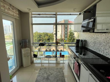 Kestel Mahallesi’nde Denize 500 Metre Satılık Yeni Eşyalı 2+1 Daire