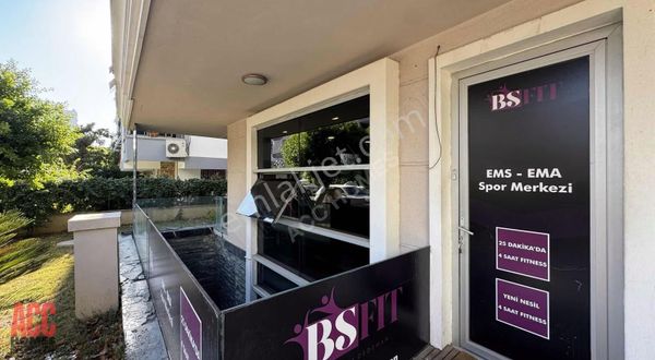 Acc Homes'tan Yeşilbahçe Güzel Konumda Bahçe Dubleks Daire Ofis