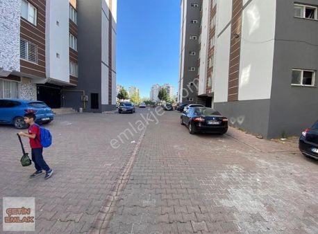 Çetin Emlak'tan.karataş Da Masrafsız Ugyun Satlık 3+1 Daire