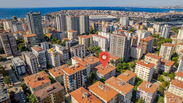 Kadiköy ( Ziverbey ) Eğitim Fırsat Yatırımlık 3+1 Satılık Daire