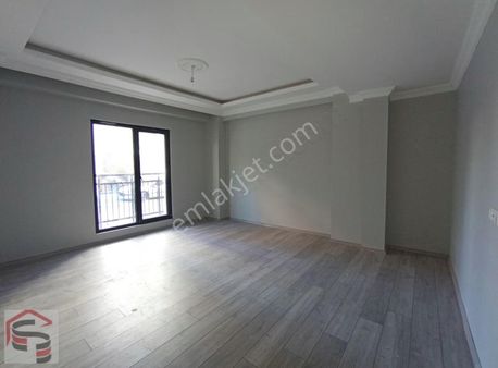 Sezer Emlak Halit Kacır'dan Satılık 3+1 Yüksek Giriş