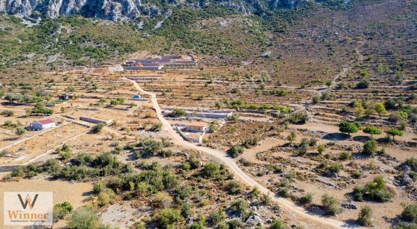 Winner- Marmaris Söğüt'te Kare Şeklinde+tiny House'a Uygun Arazi