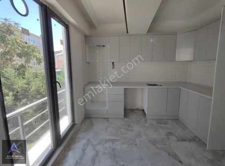 Atuğ Emlaktan Çarşı Merkezde 2+1 Satılık Lüx Daire