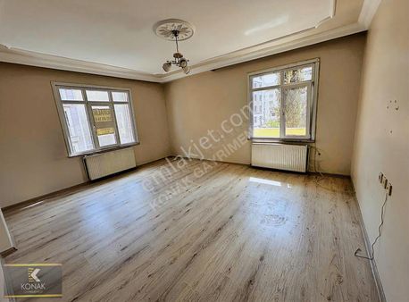 Erbakan Kültür Merkezi Yakını 3+1 Ara Kat