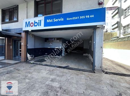 Üsküdar Kısıklı Bahçeli Ve Ön Kullanımlı Kiralık Dükkan