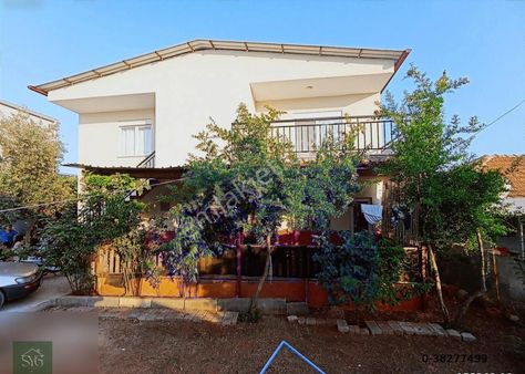 Altınova Atatürk Mahallesi 2 Katlı 3+1 Müstakil Ev Satılık