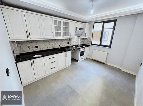 _karan_adalet Mah. Merkezi Konumda Salon Ayrı Kiralık 2+1 Daire