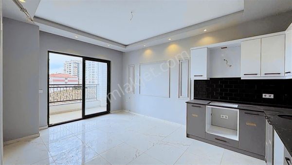 Mahmutlarda Satılık 1+1 Sıfır Daire Deniz Ve Doğa Manzaralı