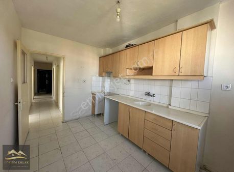 Aliağa Belediye Konutları Ara Kat 3+1 Kiralık Daire