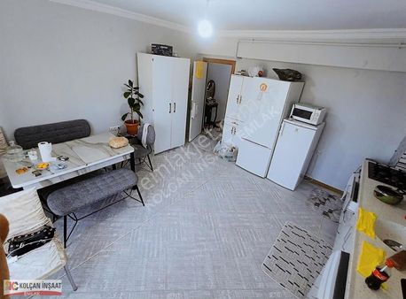 Kolçan Emlak'tan Yenidogan'da 3+1 Dubleks Cadde Üzeri Satılık