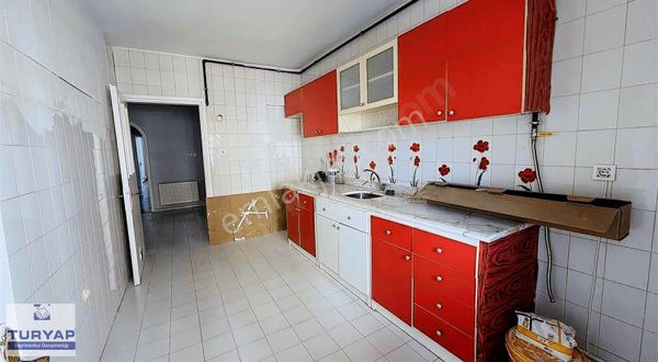 Şehir Merkezinde Boyalı,bakımlı, Temiz Kiralık 3+1 Daire