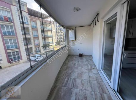 Menemen İsmet İnönü'de Satılık 3+1 Daire