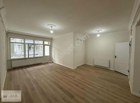 Evsam'dan Fırsat Satılık Geniş 3+1 Daire Şehrin Göbeğinde