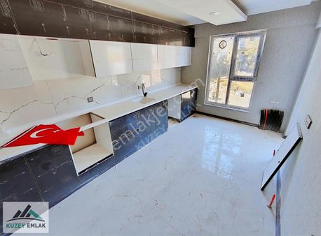 Kuzey Emlak'tan Merkezi Lokasyonda Kaliteli 3+1 Daire