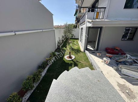 Bornova Kızılay Mahallesi Full Tadilatlı 2+1 Satılık Daire
