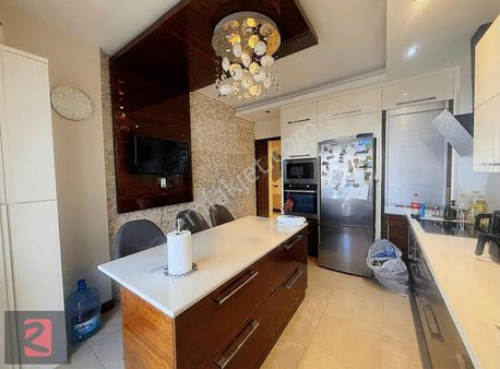 Fener De Havuzlu Sitede Satılık Lüks 3+1