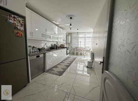 Huzur Evleri Metroya Yakın İçi Yapılı Kombili K.mutfak 3+1 Daire