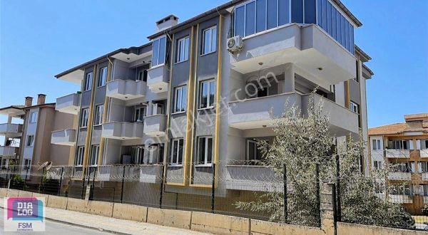 Osmangazi Geçit Güzelbelde Sitesinde Satılık 3+1 Daire