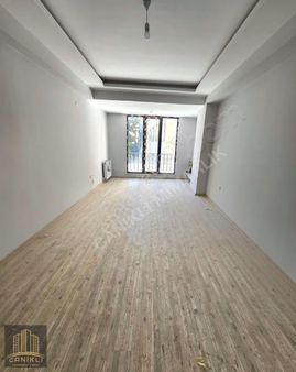 Yıldıztabya Mah. Dörtyol Caddede 100m² 1.kat 2+1 Teraslı Satılık
