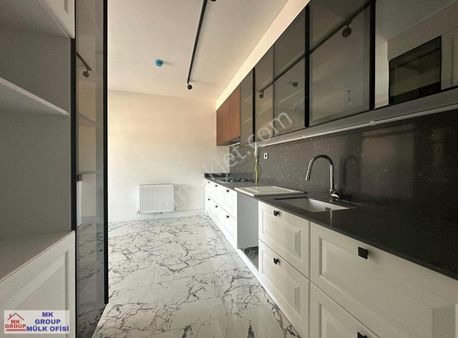 Kasrı Arven'de Modern Tasarımıyla Büyüleyen 4+1 Satılık Daire