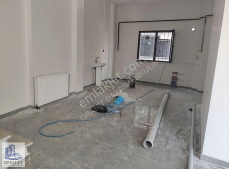 Granit Gayrimenkul'den 160 M2 Cadde Cephe Kiralık Dükkan