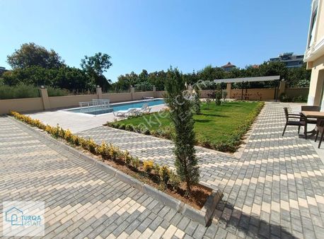 Alanya Çarşamba'da 1+1 Havuzlu Daire