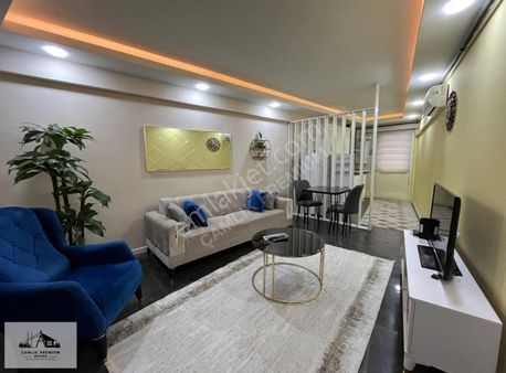 Saltak Caddesi'nde Kiralık 1+1 Eşyalı Daire