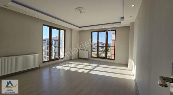 Süleymanpaşa 100. Yıl'da Site İçi Satılık 3+1 Ara Kat Daire