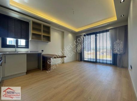 New Form'dan Mezitli Yeni Hilton Civ. Satılık Balkonlu 1+1 Daire