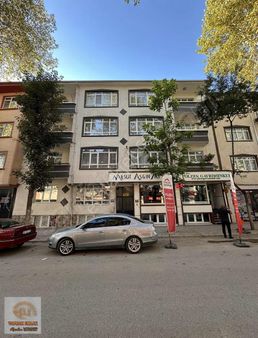 Toprak Emlak'tan Kurtuluş Mahallesinde Satılık Ara Kat Daire