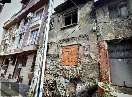 Kağıthane Yahya Kemal Mahallesinde Müstakil Yer