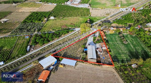 Nova'dan 9. Mıntıka'da Satılık 5 Dönüm Ruhsatlı Besi Çiftliği