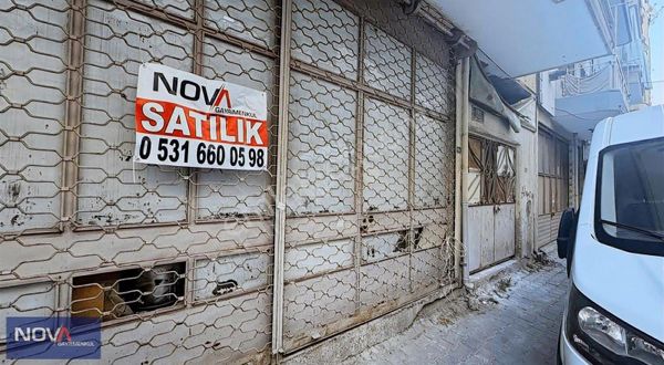 Nova'dan Altay Meydanında Satılık Dükkan