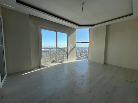 İz'den Valiliğe Yürüme Mesafesinde 2+1 Kapalı Mutfak Daire