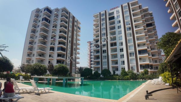 Kızkalesinde Havuzlu Site İçerisinde Eşyalı Satılık 2+1 Daire