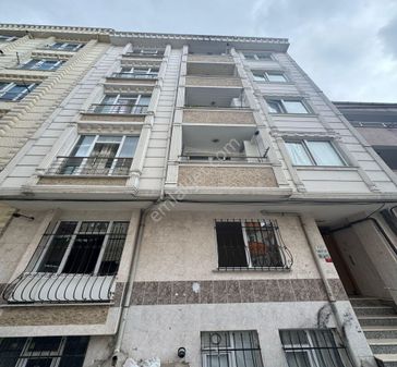 Esenyurt Pınar Mahalleinde 2+1 Kiralık Arakat Daire