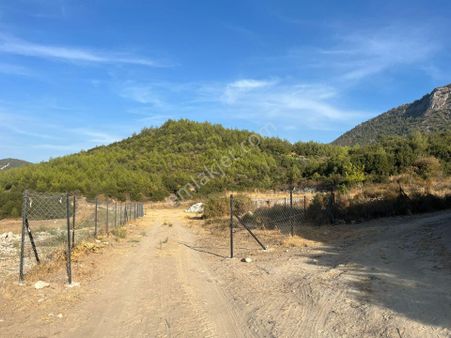 Ege’nin Huzurlu Doğasında, Milas Korucuk’ta Taş Ev Yapımına Uygun 2.158 M² Tarla