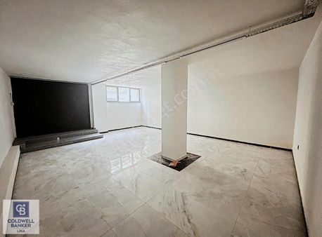 Meydan Bölgesinde Kiralık 200m2 Sıfır Dükkan & Mağaza