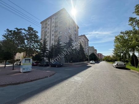 Uğur Emlak’tan İstanbul Yolu Üzerinde Satılık Güney Doğu Cepheli Daire