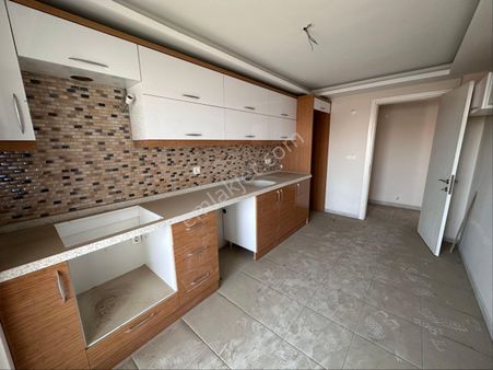 Bergama Fatih Mahallesi 5+1 Doğalgazlı,asansörlü Dubleks Daire