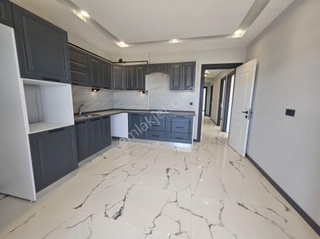 Sevgim'den Çamlıca Mh Hediye Park Sitesinde Satılık 3+1 Daire