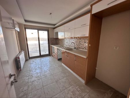 Bergama Fatih Mahallesi Ara Kat 3+1 Doğalgazlı,asansörlü Daire