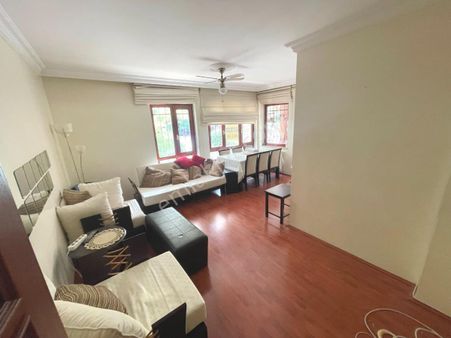 Yıldızevler Mahallesi Yüksek Giriş 3+1 Asansör Kapalı Otoparklı