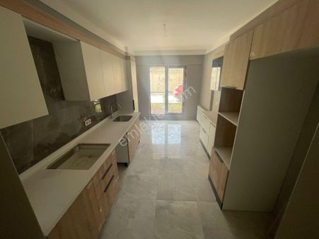 Saraycık Asm Öniz De 4+1 Bağımsız Full Yapılı Geniş M2 Düz Giriş Kiralık Daire