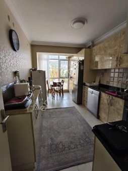 Küçük Çiğlide Ara Kat 3+1avantajlı Satılık Daire