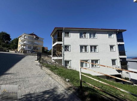 Resuloğlu Emlak-perşembe Sakin Sitede 3+1 Giriş Daire