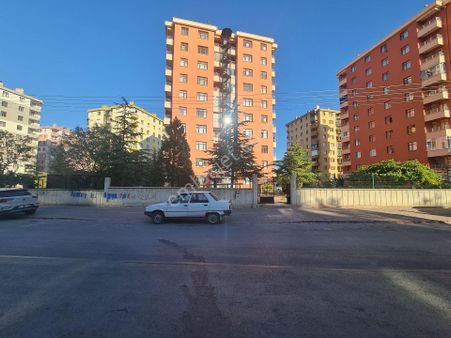 Bosna Mesaj Cad. Üzerinde Yatırıma Uygun Satılık Daire