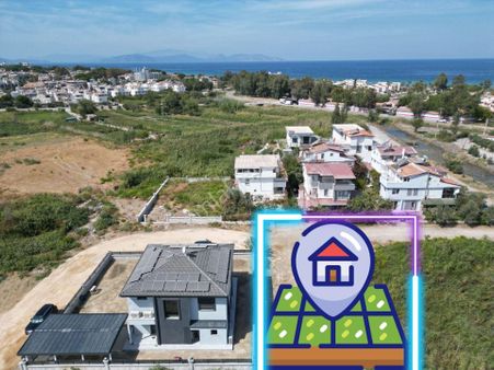 Kuşadası Güzelçamlıda Denize 350 Mt Satılık İmarlı Arsa