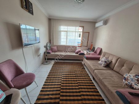 Restij'den Sağlık'ta Ayrı Mutfak Geniş Oturumlu 2+1 Daire